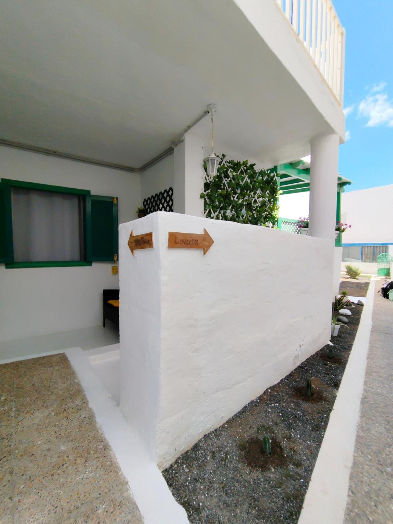 Louise 1 Minuto A Pie Del Mar Apartment Tías Exterior foto